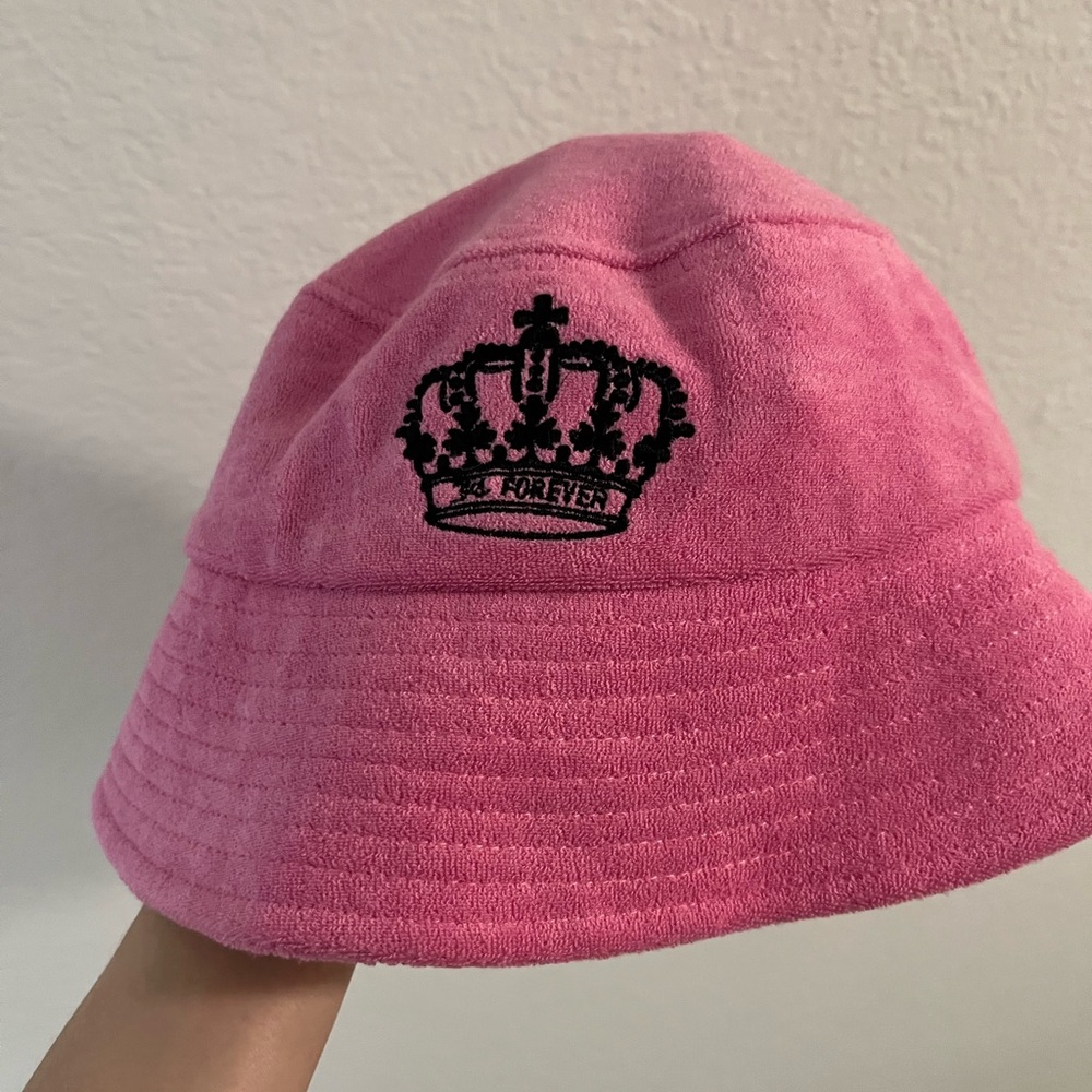 Y2K Juicy Couture Women's Bucket Hat Pink Terry Cloth Logo One Size - Picture 4 of 7